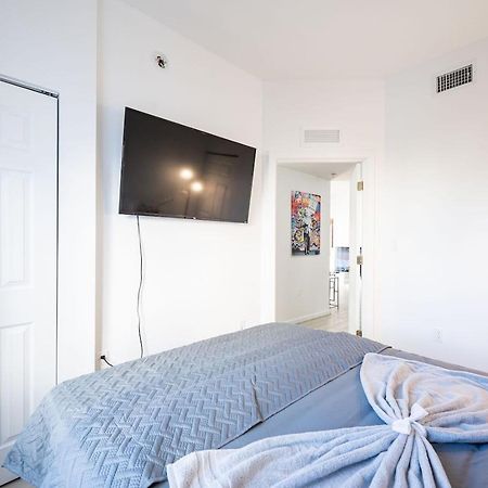 Subtle 2 Bed In Edgewater Downtown With Free Parking Lägenhet Miami Exteriör bild