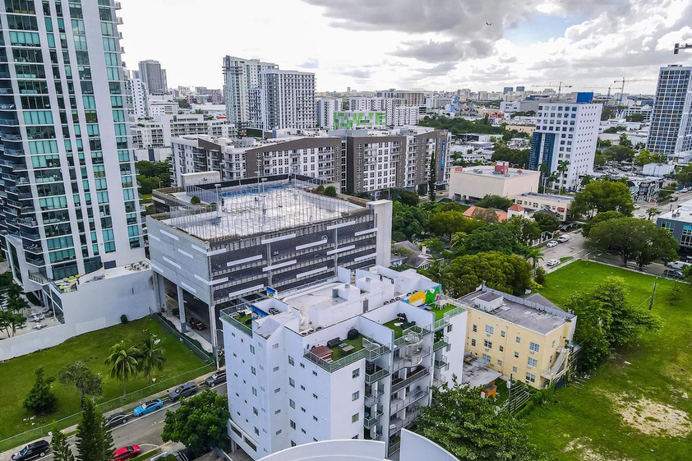 Subtle 2 Bed In Edgewater Downtown With Free Parking Lägenhet Miami Exteriör bild