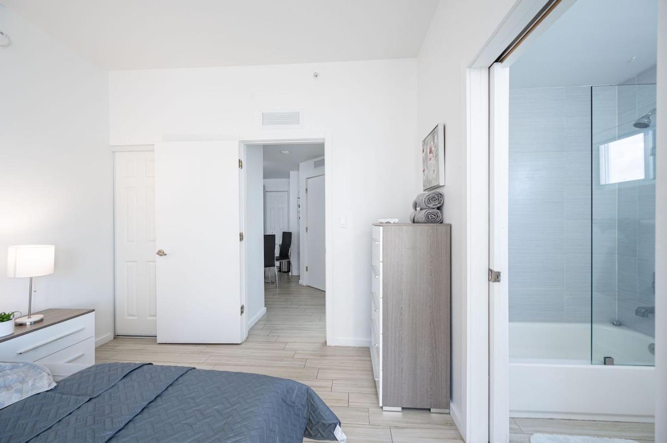 Subtle 2 Bed In Edgewater Downtown With Free Parking Lägenhet Miami Exteriör bild