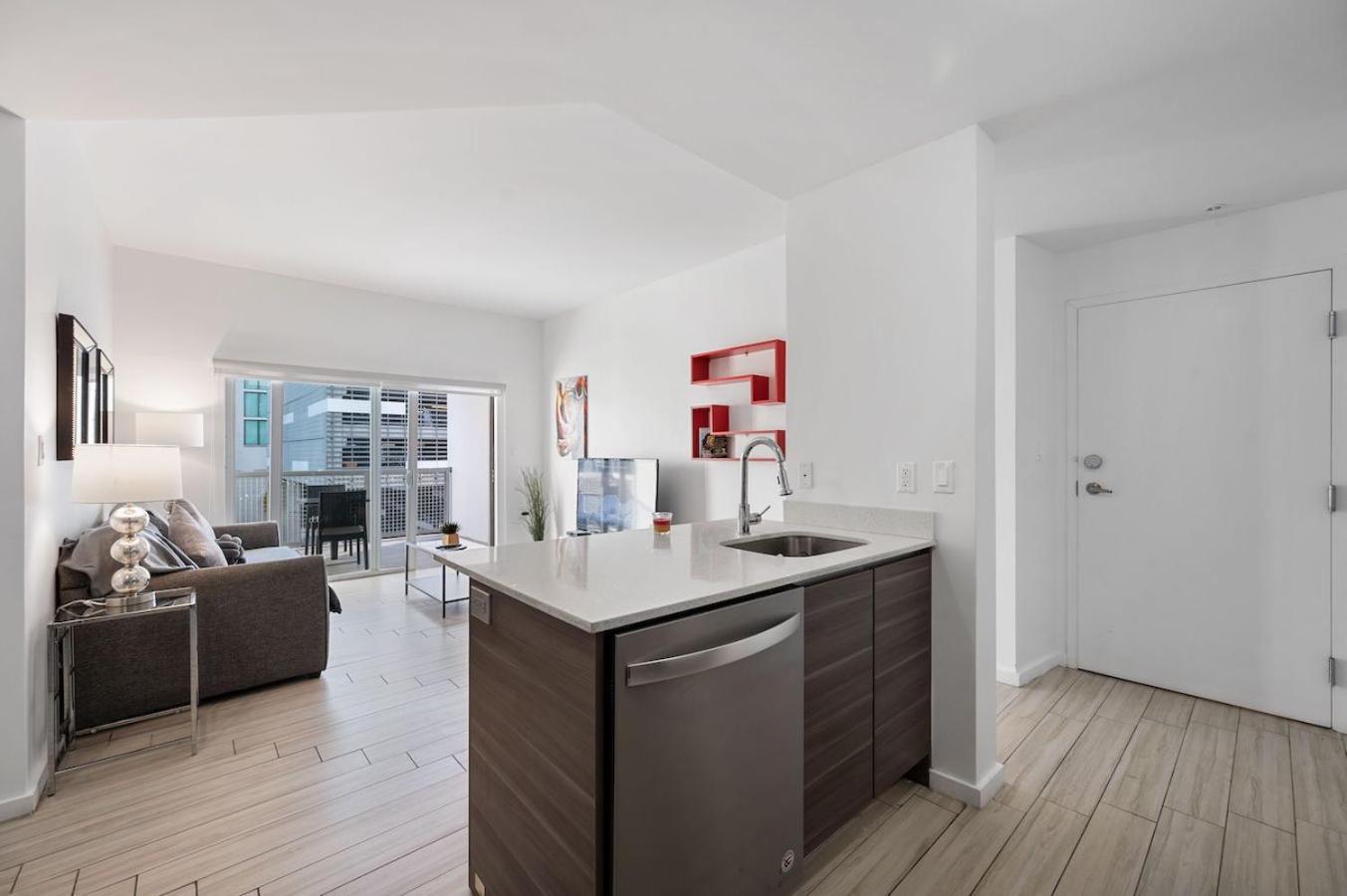 Subtle 2 Bed In Edgewater Downtown With Free Parking Lägenhet Miami Exteriör bild
